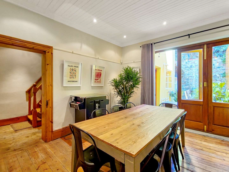 2 Bedroom Property for Sale in Green Point Western Cape